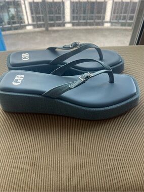 Gianni Bini Denim Platform Flip Flop Sandals for Women - Casual Summer Style